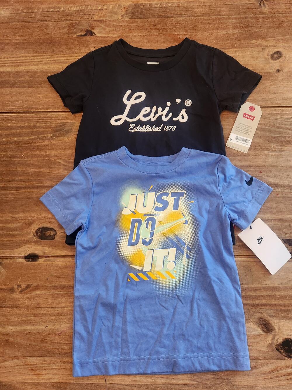 NWT Boy's T-Shirt Bundle Levi's Nike 4/6